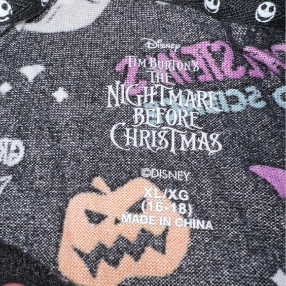 Disney's Nightmare Before Christmas Crew Sleepshirt(but can be worn as sweater) - Picture 5 of 6